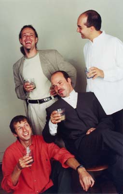 TANGO FIVE - Klick schließt die vergrößerte Darstellung